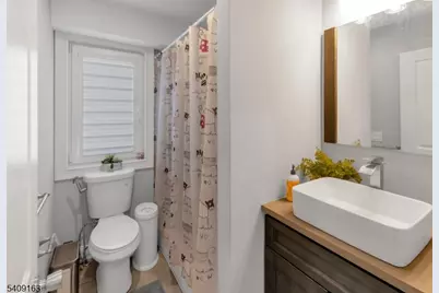 112 E 12th St, Linden, NJ 07036 - Photo 12