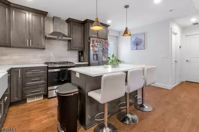 112 E 12th St, Linden, NJ 07036 - Photo 10