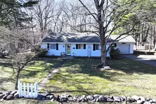 317 Wagon Wheel Rd, Montague, NJ 07827 - Photo 1