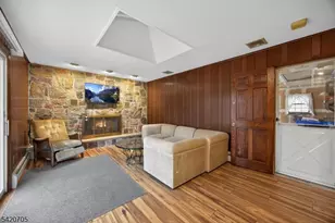 43 Old Mill Dr, Denville, NJ 07834 - Photo 10