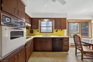 43 Old Mill Dr, Denville, NJ 07834 - Photo 18