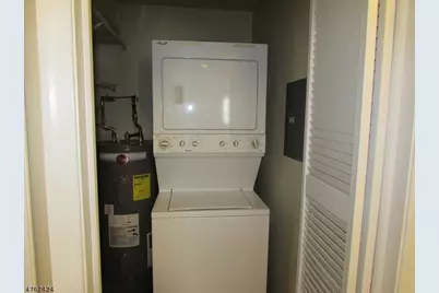 8 Genoble Rd, Montville Township, NJ 07045 - Photo 12