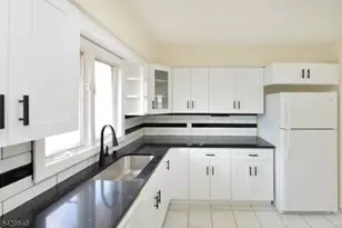 100 Eastern Wy, Rutherford, NJ 07070 - Photo 8