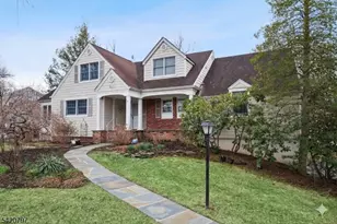 8 Bennington Rd, Morris Township, NJ 07960 - Photo 1