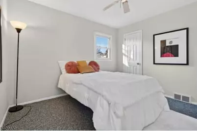 53 Patricia Pl, Clifton, NJ 07012 - Photo 22