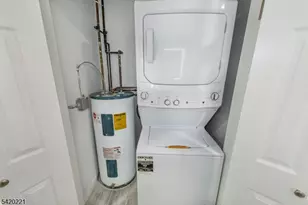 446 Passaic St, Hackensack, NJ 07601 - Photo 22