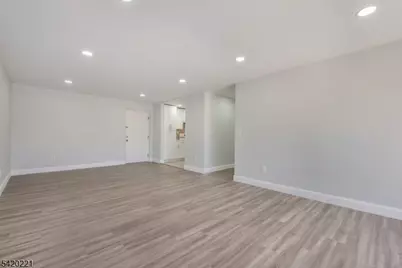 446 Passaic St #3F, Hackensack, NJ 07601 - Photo 8