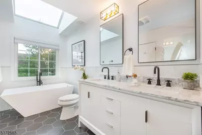 229 Crescenzi Ct, West Orange Township, NJ 07052 - Photo 20