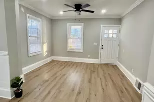 14 Guenther Pl, Passaic, NJ 07055 - Photo 4