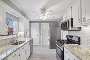 33 Coolidge Ave, West Caldwell, NJ 07006 - Photo 10