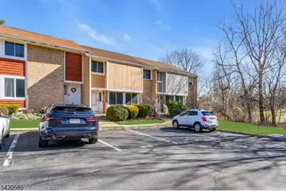 68 Chestnut Ct, Hillsborough Township, NJ 08844 - Photo 12