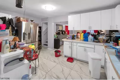 422 Schiller St, Elizabeth, NJ 07206 - Photo 4