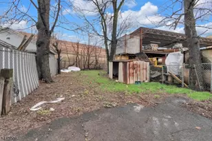 422 Schiller St, Elizabeth, NJ 07206 - Photo 20