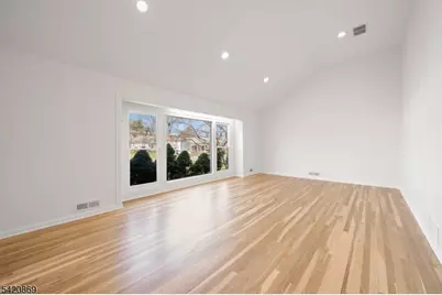 181 Haddenfield Rd, Clifton, NJ 07013 - Photo 4