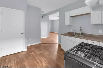 95 1st St, Elizabeth, NJ 07206 - Photo 10