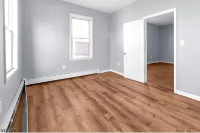 95 1st St, Elizabeth, NJ 07206 - Photo 4