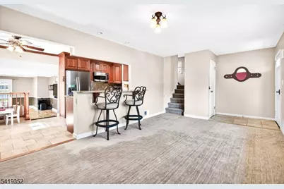 423 S Plainfield Ave, South Plainfield, NJ 07080 - Photo 8