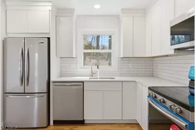 38 Wenonah Ave, Rockaway Township, NJ 07866 - Photo 12