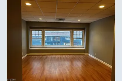 45 Halsey St, Newark, NJ 07102 - Photo 2