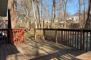 8 Beach View Ct, Hardyston Township, NJ 07460 - Photo 4