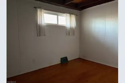 8 Beachview Ct, Hardyston Township, NJ 07460 - Photo 10