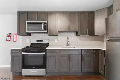 59-61 Farley Ave #3, Newark, NJ 07108 - Photo 8