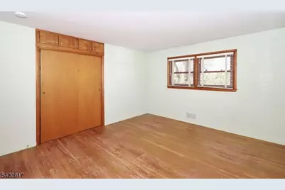 130 Warrenville Rd, Green Brook Township, NJ 08812 - Photo 16