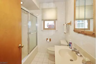 130 Warrenville Rd, Green Brook Township, NJ 08812 - Photo 14