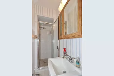 130 Warrenville Rd, Green Brook Township, NJ 08812 - Photo 10