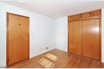 130 Warrenville Rd, Green Brook Township, NJ 08812 - Photo 20