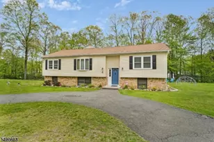 4 Grove St, Hampton Township, NJ 07860 - Photo 24