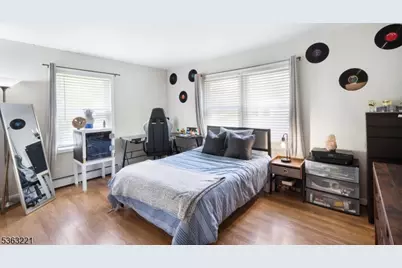 4 Grove St, Hampton Township, NJ 07860 - Photo 16
