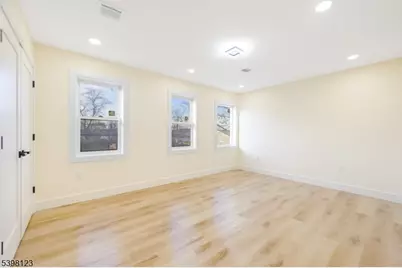 169 New St, Woodland Park, NJ 07424 - Photo 20