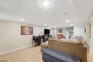 385 Berkeley Ave, Bloomfield, NJ 07003 - Photo 24