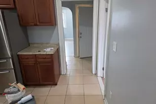 33 Glover Ave, Paterson, NJ 07501 - Photo 6