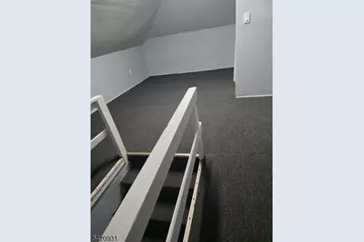 33 Glover Ave, Paterson, NJ 07501 - Photo 4