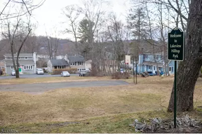 31 Lakeview Rd, Sparta Township, NJ 07871 - Photo 44