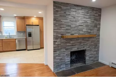 31 Lakeview Rd, Sparta Township, NJ 07871 - Photo 10