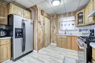 32 Montgomery St, Bloomfield, NJ 07003 - Photo 28