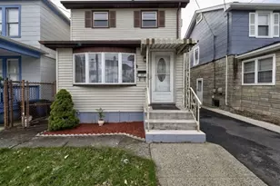 32 Montgomery St, Bloomfield, NJ 07003 - Photo 4