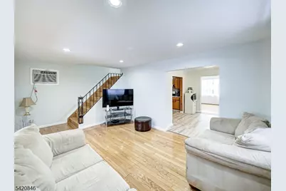 32 Montgomery St, Bloomfield, NJ 07003 - Photo 1