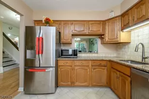 108 Eastwick Ct, Hillsborough Township, NJ 08844 - Photo 12