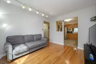 108 Eastwick Ct, Hillsborough Township, NJ 08844 - Photo 14