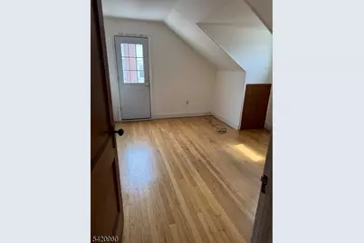 413 E 7th Ave, Roselle, NJ 07203 - Photo 10