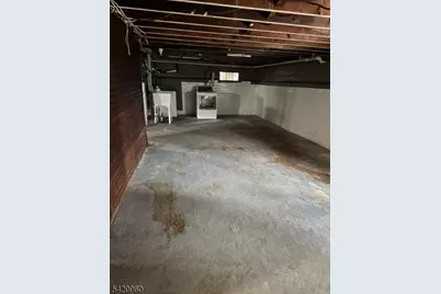 413 E 7th Ave, Roselle, NJ 07203 - Photo 14