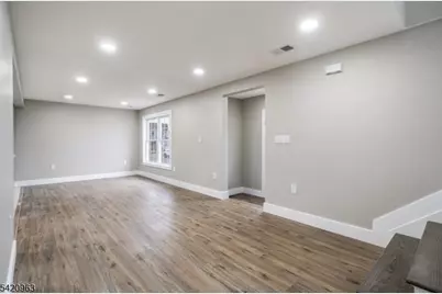 28 Harvard Ave, Woodbridge Township, NJ 07001 - Photo 10