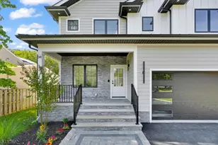 94 E Cedar St, Livingston, NJ 07039 - Photo 2