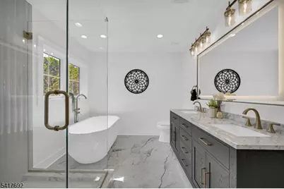 94 E Cedar St, Livingston, NJ 07039 - Photo 20