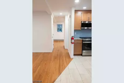 31 Lakeview Rd, Sparta Township, NJ 07871 - Photo 14