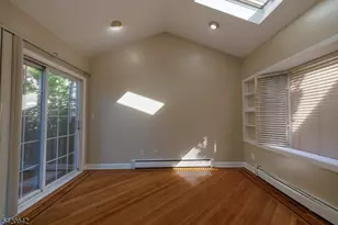 606 N Washington Ave, Dunellen, NJ 08812 - Photo 4